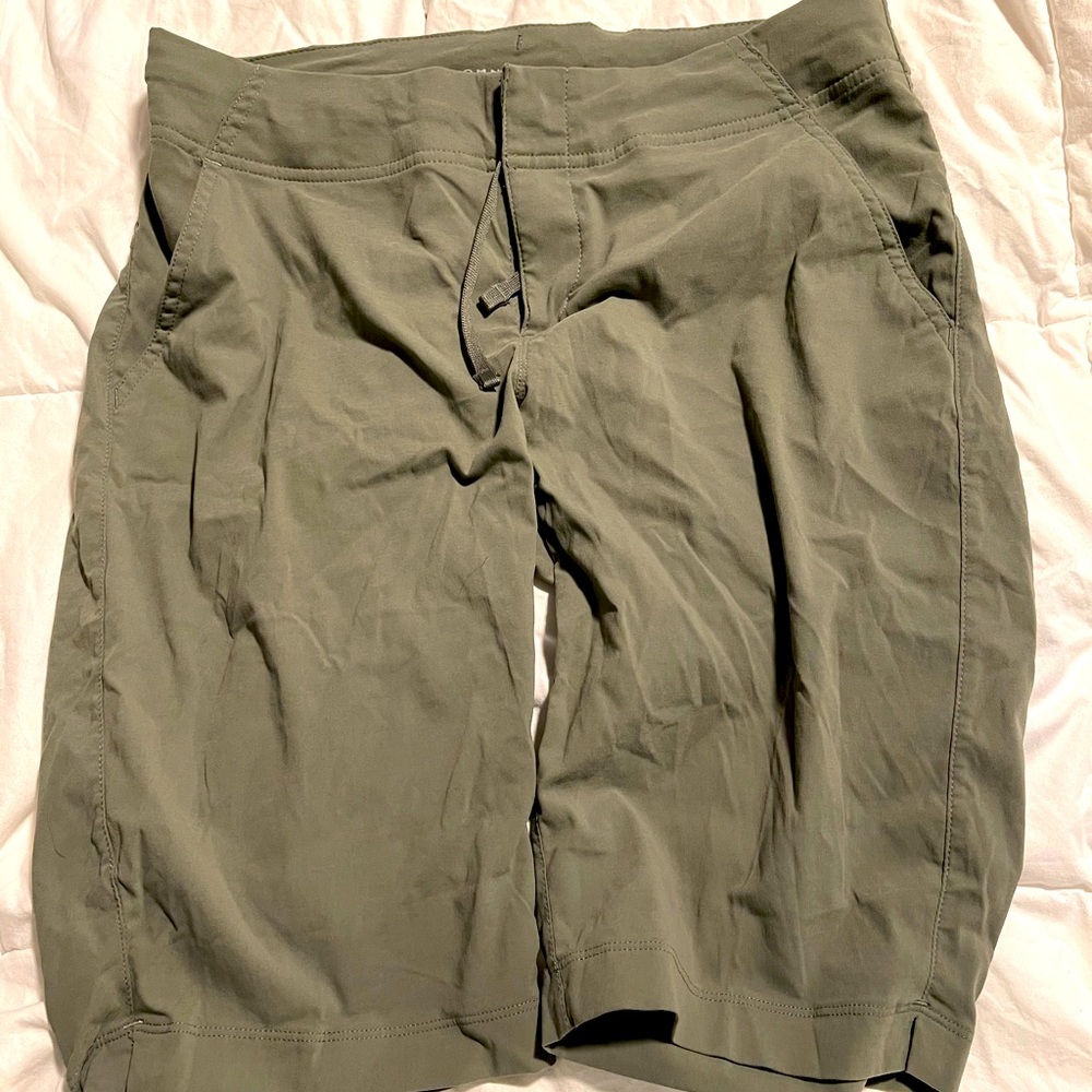 Columbia bermuda shorts